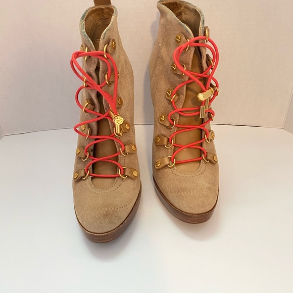 🚫SOLD🚫Tory Burch Halima Suede Booties - Picture 4 of 7